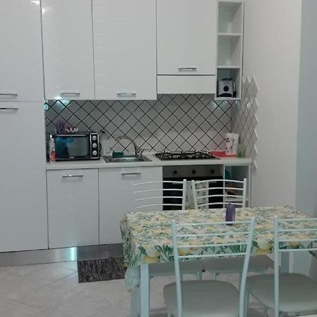 Apartamento Marilyn House Desenzano del Garda Exterior foto