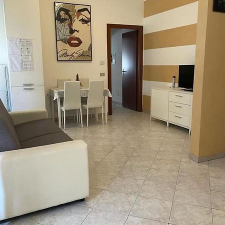 Apartamento Marilyn House Desenzano del Garda Exterior foto