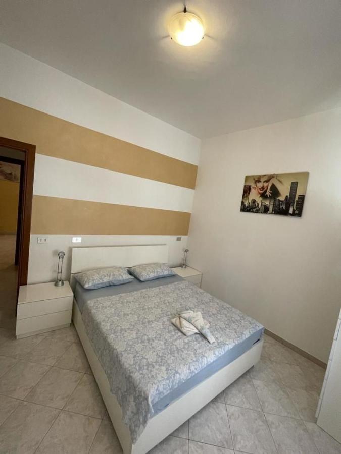 Apartamento Marilyn House Desenzano del Garda Exterior foto